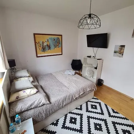 Apartament Francuska Pokoje Rooms Warsaw Exterior photo